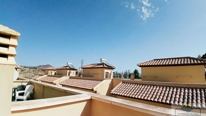 Image No.23-3 Bed Property for sale