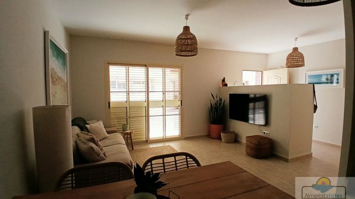 Image No.36-3 Bed Property for sale