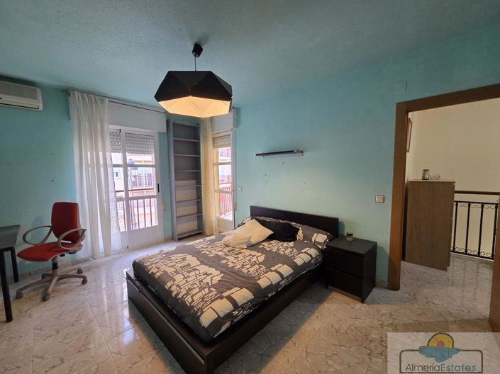 Image No.19-4 Bed Property for sale