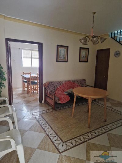 Image No.16-3 Bed Property for sale