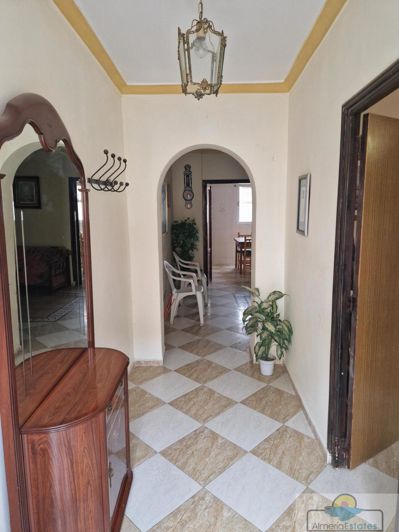 Image No.2-3 Bed Property for sale
