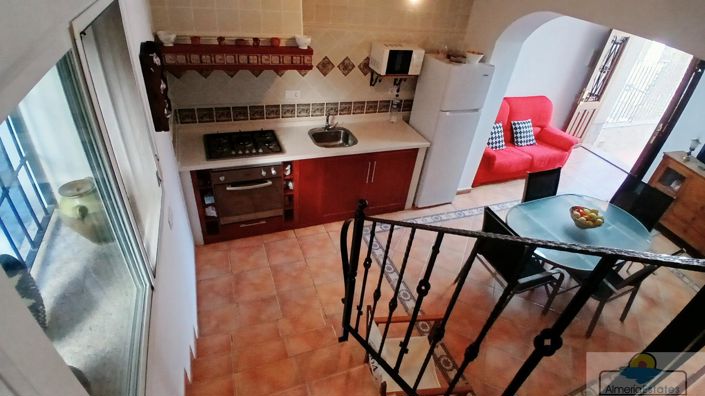 Image No.21-6 Bed Property for sale
