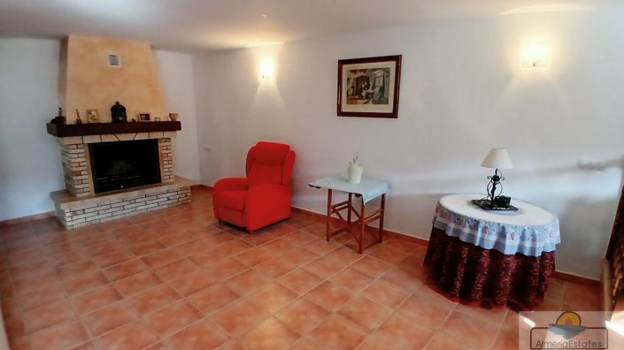 Image No.29-6 Bed Property for sale