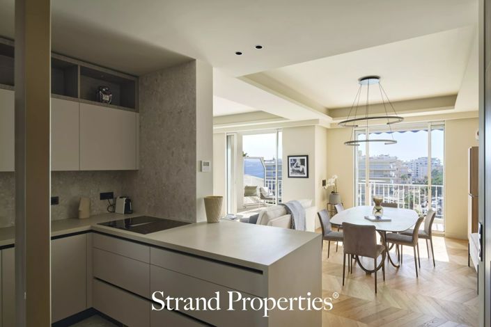 Image No.4-4 Bed Apartment for sale