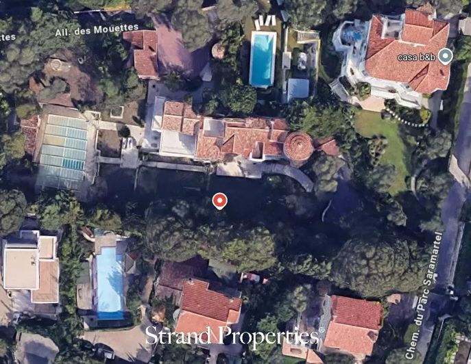 Image No.30-Villa for sale