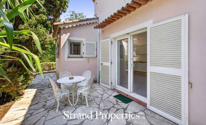 Image No.5-Villa for sale