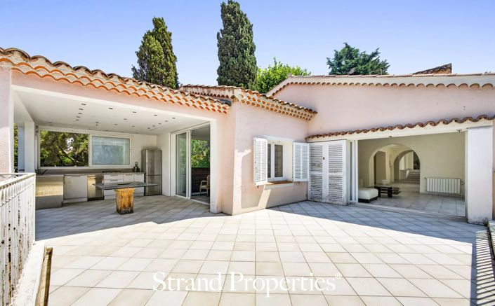 Image No.6-Villa for sale