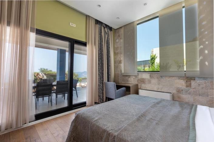 Image No.17-6 Bed Villa for sale