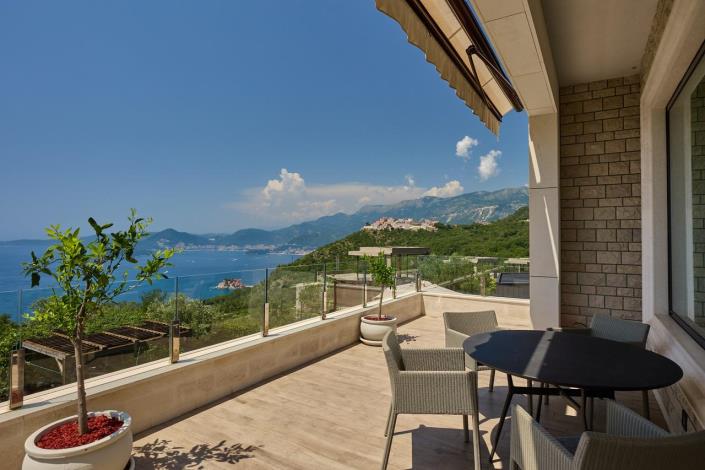 Image No.18-6 Bed Villa for sale