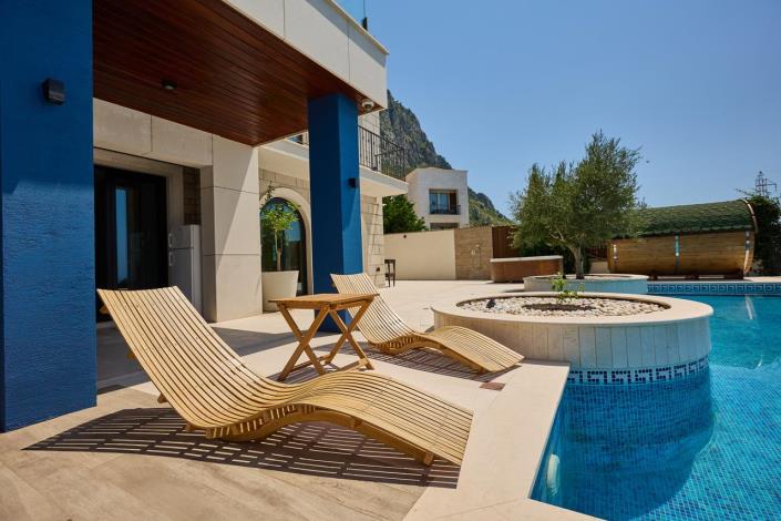 Image No.20-6 Bed Villa for sale