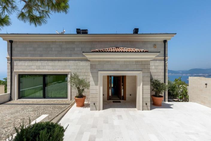 Image No.25-6 Bed Villa for sale