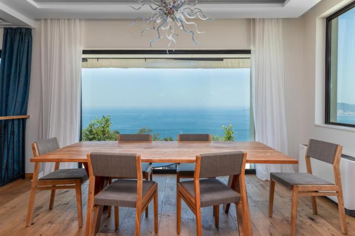 Image No.28-6 Bed Villa for sale