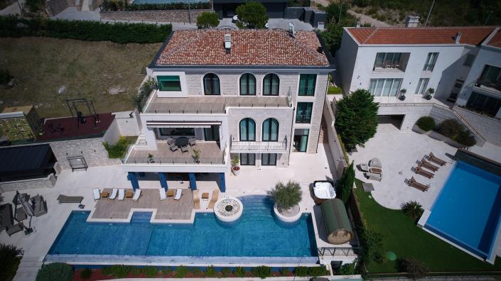 Image No.32-6 Bed Villa for sale