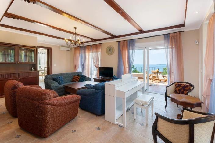 Image No.16-5 Bed Villa for sale