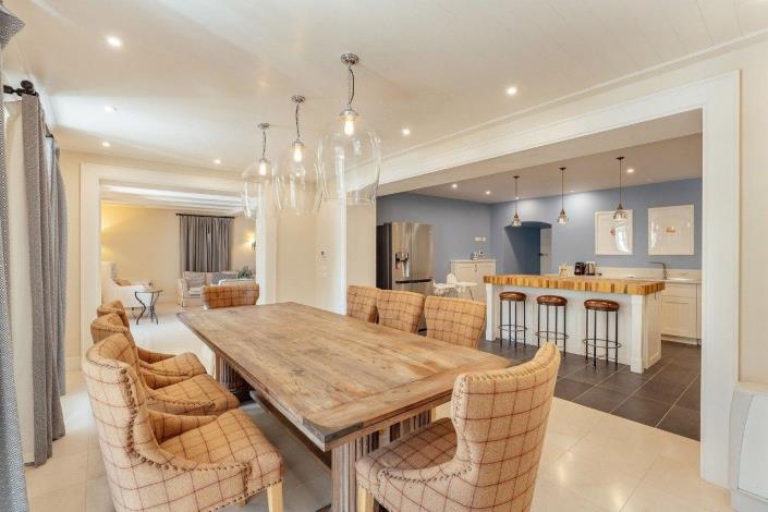 Image No.3-5 Bed House for sale