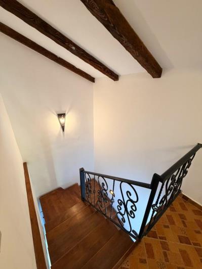 Image No.10-3 Bed House for sale
