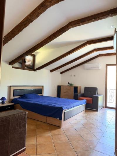 Image No.19-3 Bed House for sale