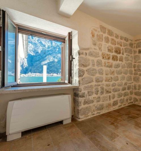 Image No.14-3 Bed House for sale