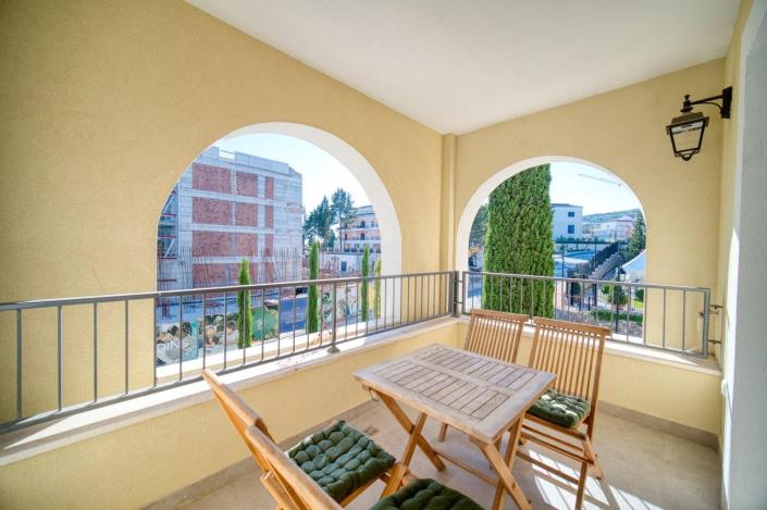 Image No.10-2 Bed Apartment for sale