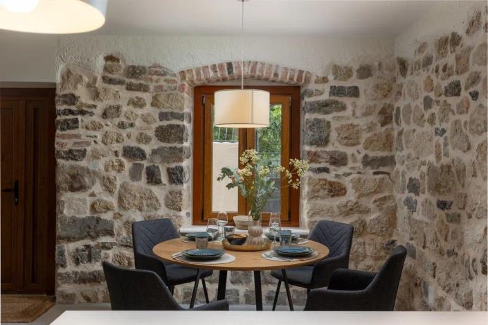 Image No.15-2 Bed House for sale