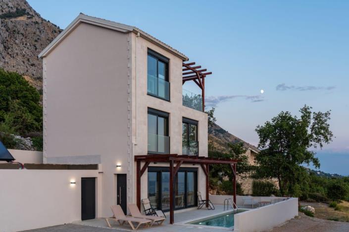 Image No.5-3 Bed Villa for sale