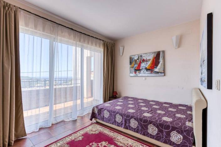 Image No.6-4 Bed Villa for sale
