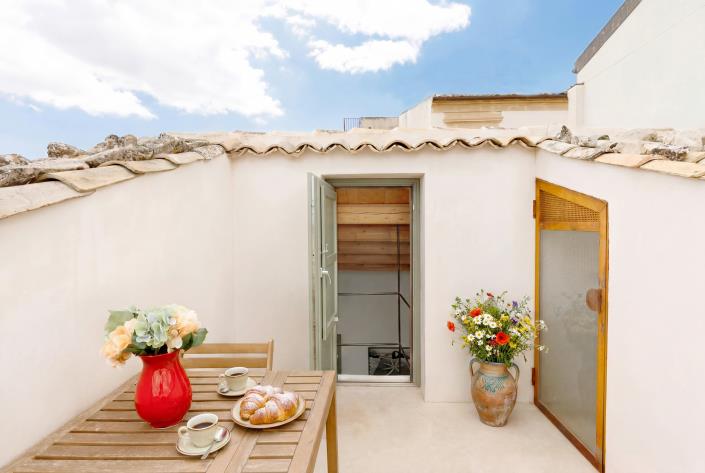 Image No.21-2 Bed Apartment for sale