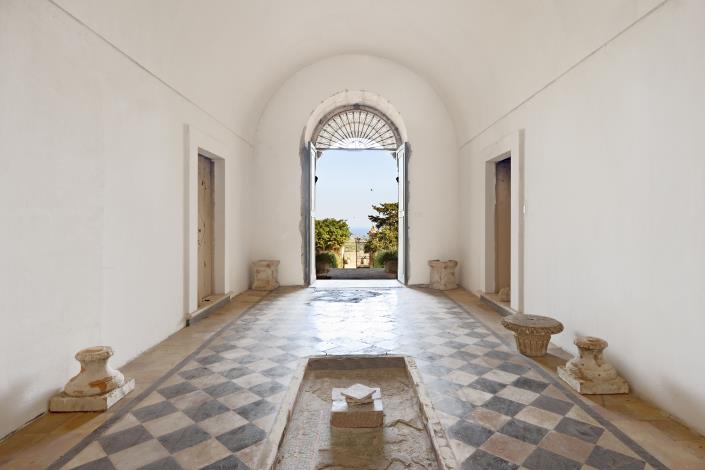 Image No.6-8 Bed House/Villa for sale