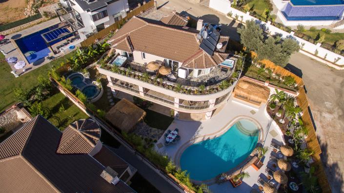Image No.2-4 Bed Villa / Detached for sale