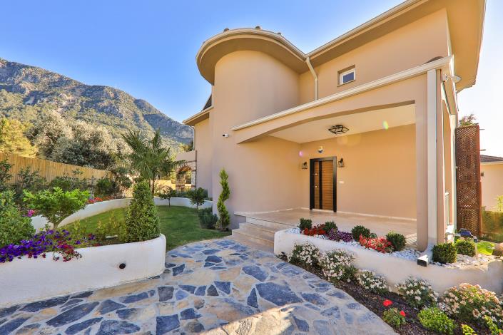 Image No.12-4 Bed Villa / Detached for sale