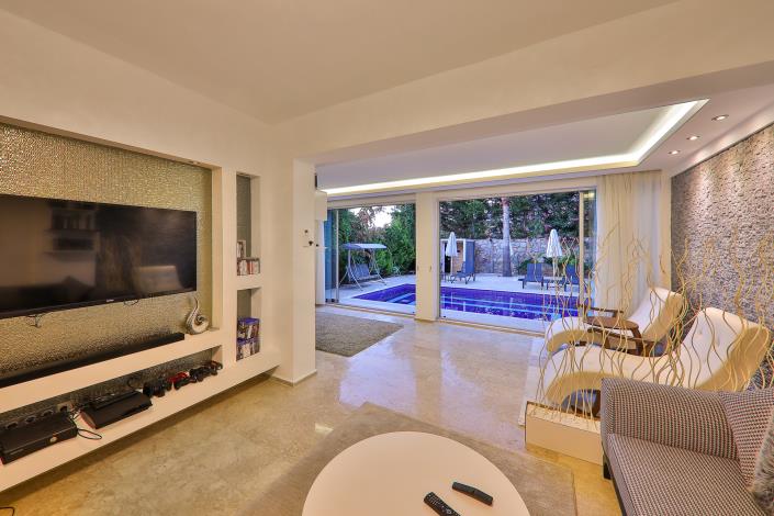 Image No.9-4 Bed Villa / Detached for sale