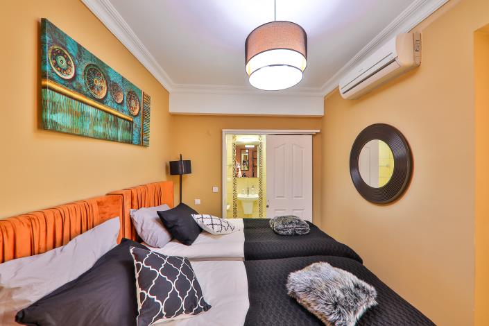 Image No.24-4 Bed Villa / Detached for sale