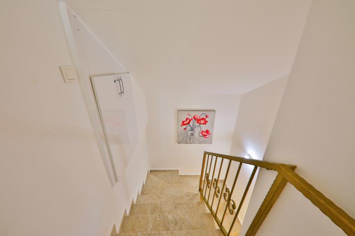 Image No.34-4 Bed Villa / Detached for sale