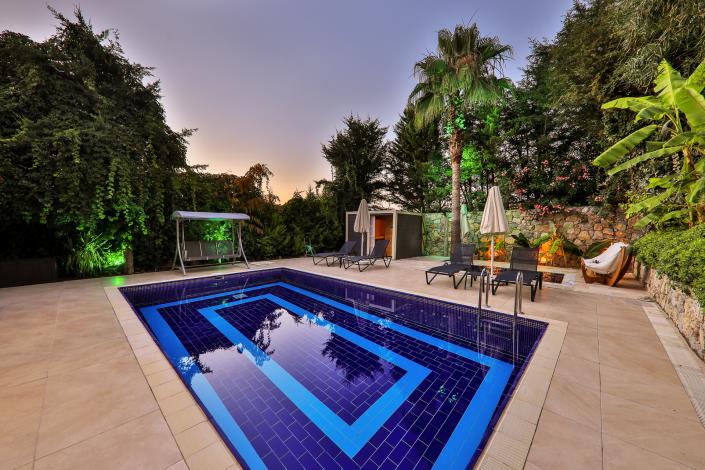 Image No.38-4 Bed Villa / Detached for sale