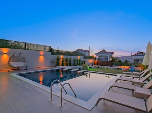 Image No.33-4 Bed Villa / Detached for sale