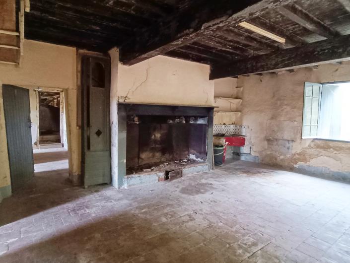 Image No.5-4 Bed Farmhouse for sale