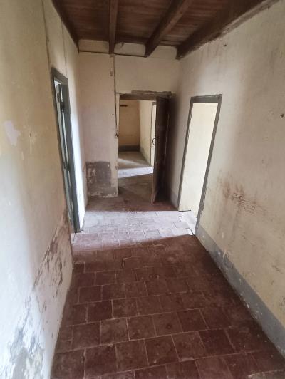 Image No.9-4 Bed Farmhouse for sale