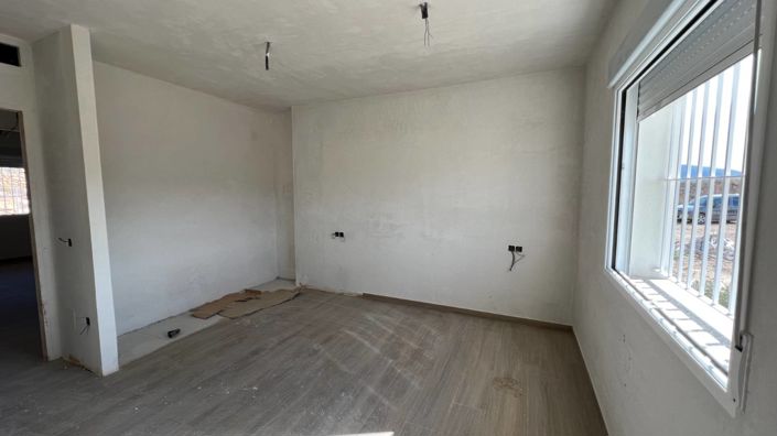 Image No.20-3 Bed Villa for sale