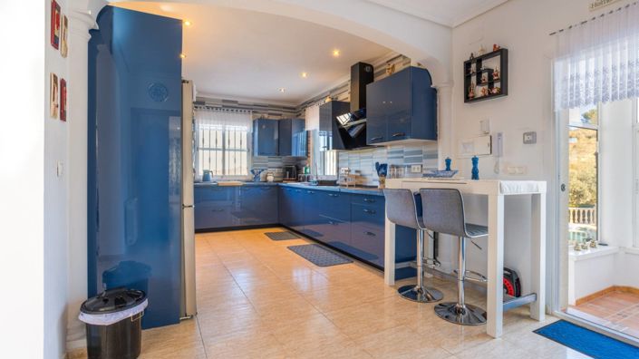 Image No.19-3 Bed Villa for sale