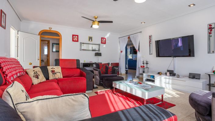 Image No.26-3 Bed Villa for sale