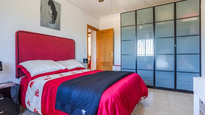 Image No.30-3 Bed Villa for sale