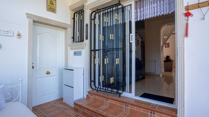 Image No.38-3 Bed Villa for sale