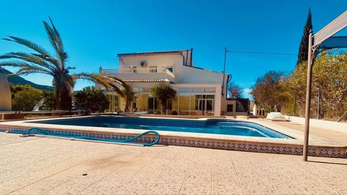 Image No.18-5 Bed Villa for sale