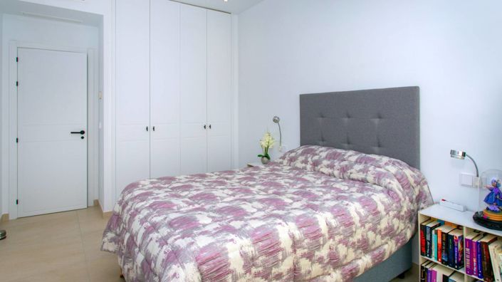 Image No.37-4 Bed Villa for sale