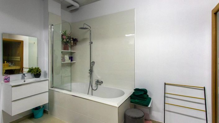 Image No.39-4 Bed Villa for sale