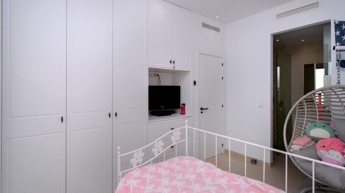 Image No.40-4 Bed Villa for sale