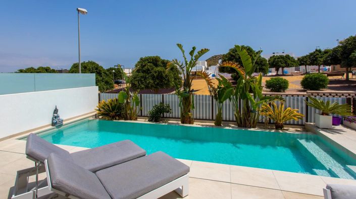 Image No.6-4 Bed Villa for sale