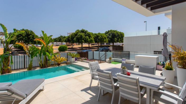 Image No.9-4 Bed Villa for sale