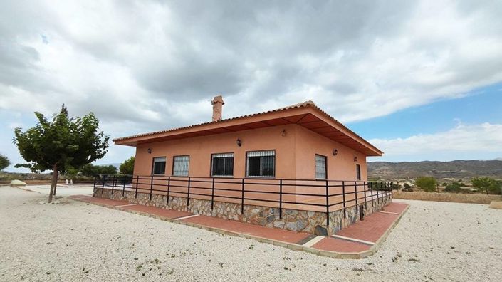 Image No.5-3 Bed Villa for sale