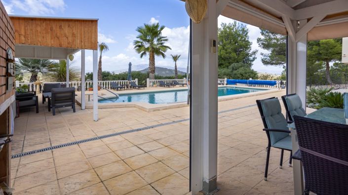 Image No.28-4 Bed Villa for sale